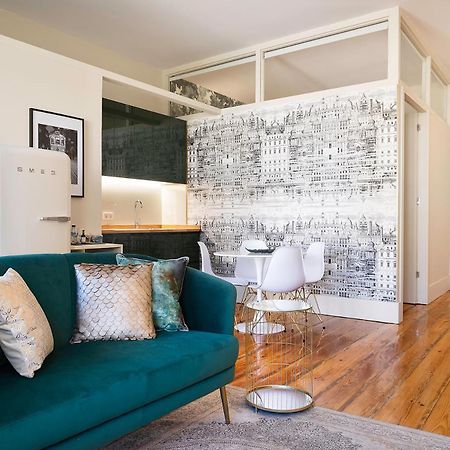 Historic Apartment At Cardosas With Balcony Porto Exterior photo